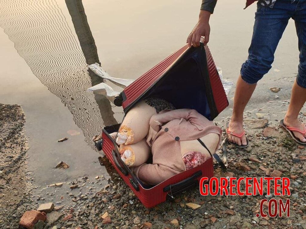 Chinese-woman-packed-in-suitcase-1.jpg